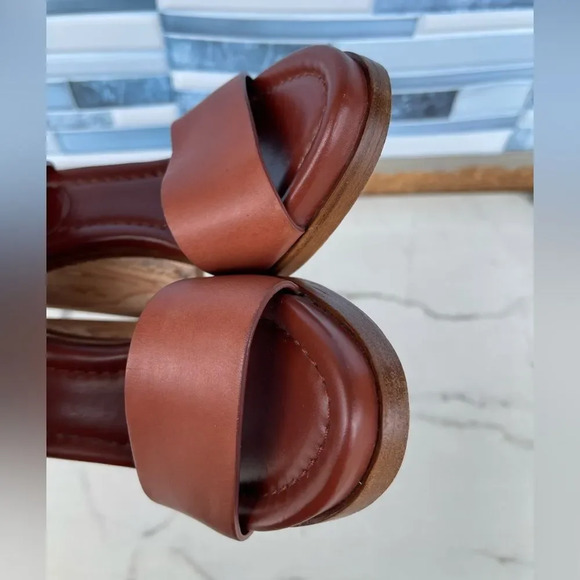 Vince Haley Heel in Whiskey size 6 - Picture 9 of 10